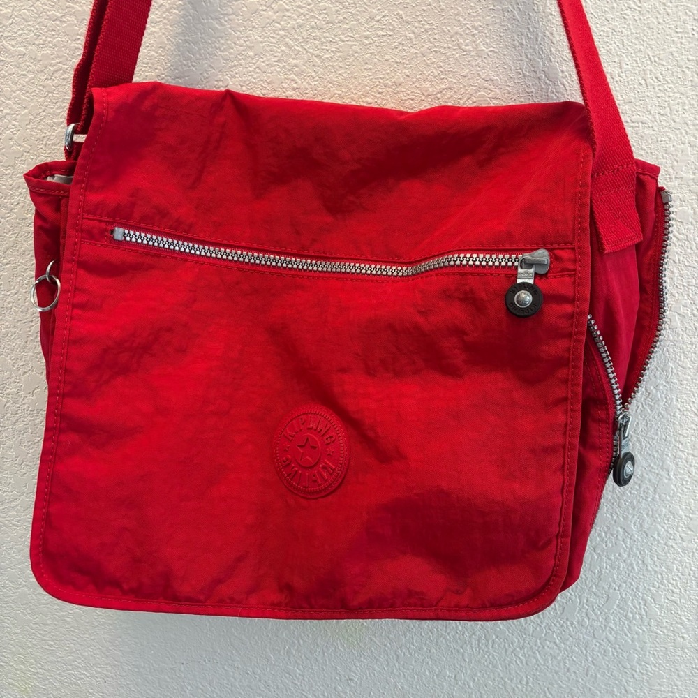 Red Kipling messenger bag